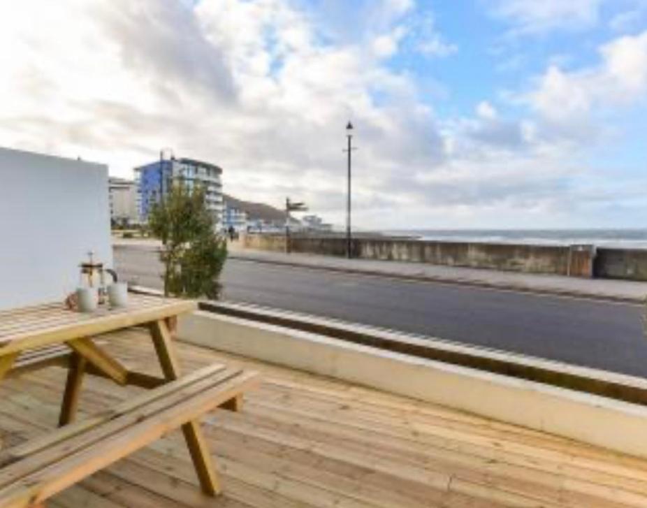Westward Ho! Beachfront Luxury For 2 Экстерьер фото